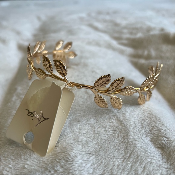 Lovisa Gold Leaf Head Piece - Picture 1 of 12